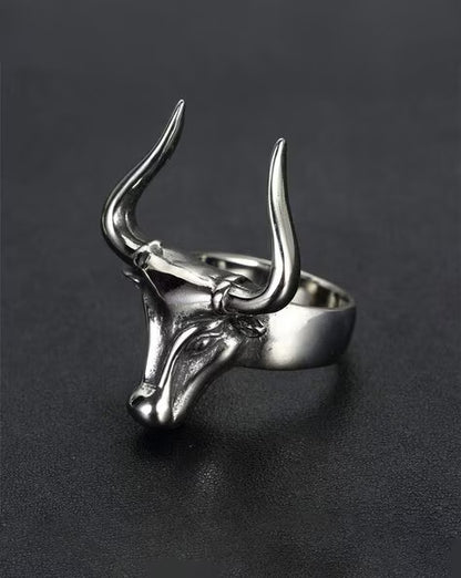 Silver-Polished Bull Horn Ring for Men