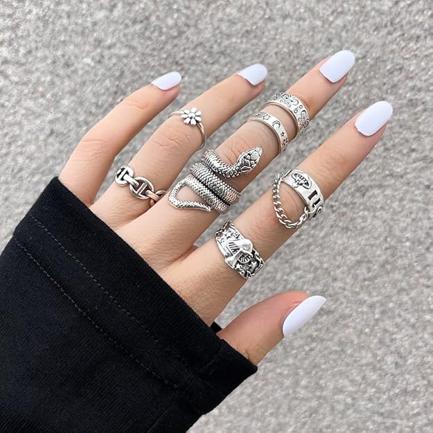 Boho Chic Set of 7 Silver-Polished Rings for Women