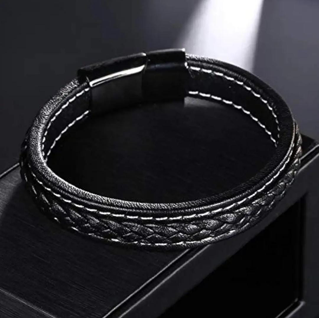 Running Stitch Black Bracelet For Men