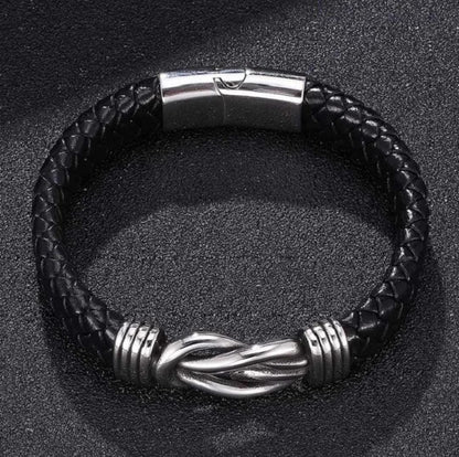 Silver Loop Black Twisted Bracelet For Men