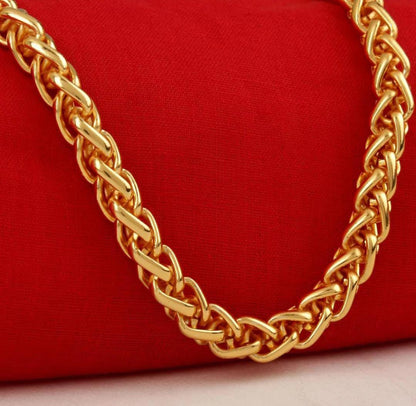 Bold Gold Polished Stylish Chain Necklace For Men and Women